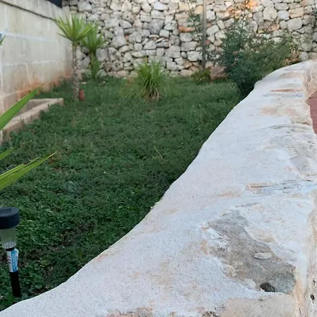 Trullo Della Signora Feriehus *